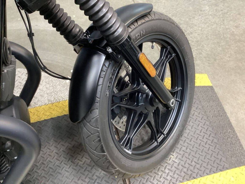 2017 Moto Guzzi V7 III Stone