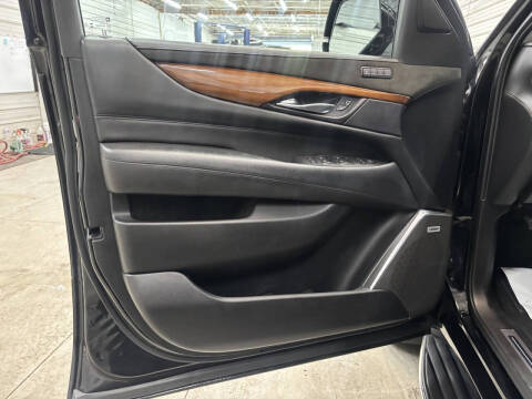 2019 Cadillac Escalade ESV Luxury