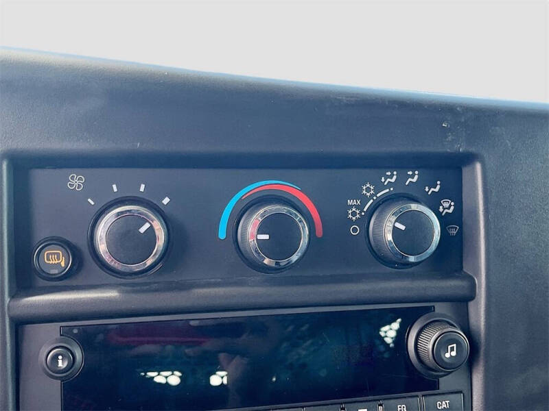 2024 Chevrolet Express 2500