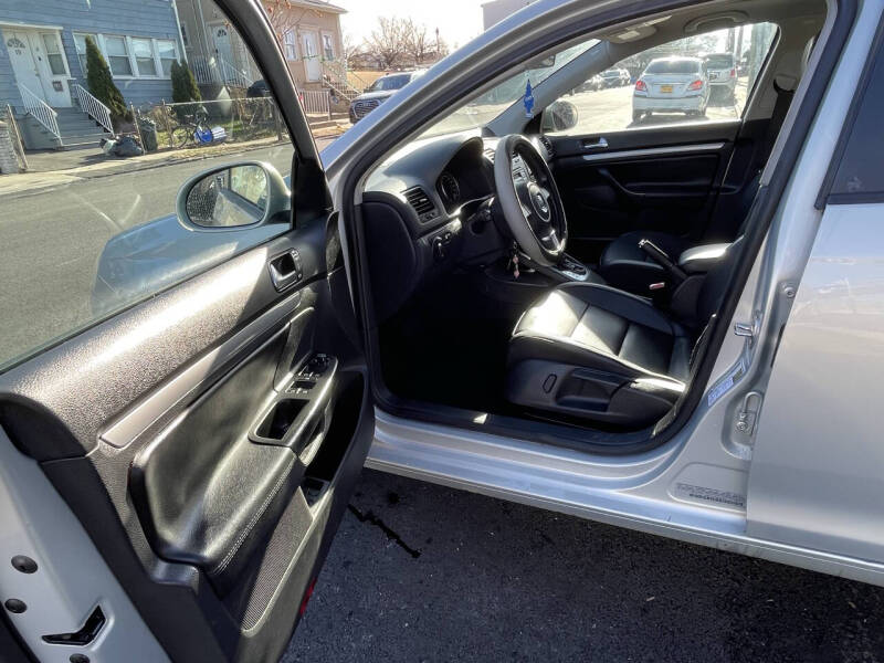 2010 Volkswagen Jetta SE PZEV