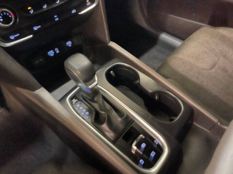 2019 Hyundai Santa Fe SE 2.4L