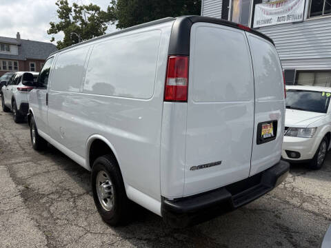 2020 Chevrolet Express 2500