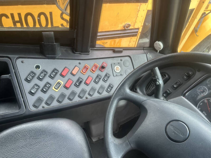 2014 Freightliner B2 Chassis