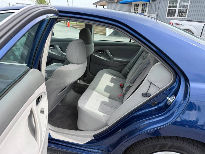 2011 Toyota Camry LE