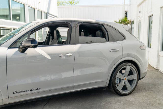 2022 Porsche Cayenne Turbo