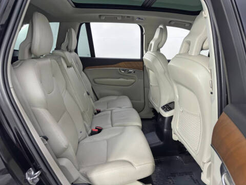 2021 Volvo XC90 Recharge T8 Inscription Expression 7P