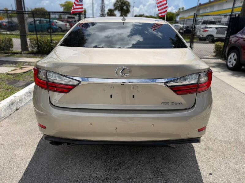 2016 Lexus ES 350