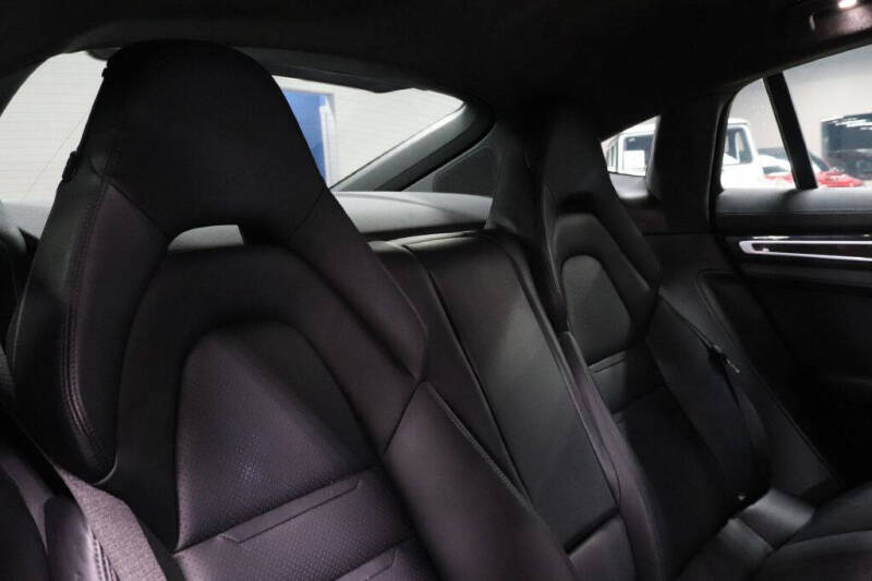 2017 Porsche Panamera Turbo