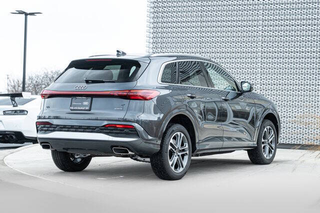 2025 Audi Q5 quattro Premium Plus TFSI