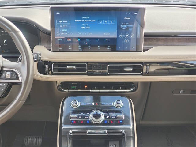 2023 Lincoln Nautilus Reserve