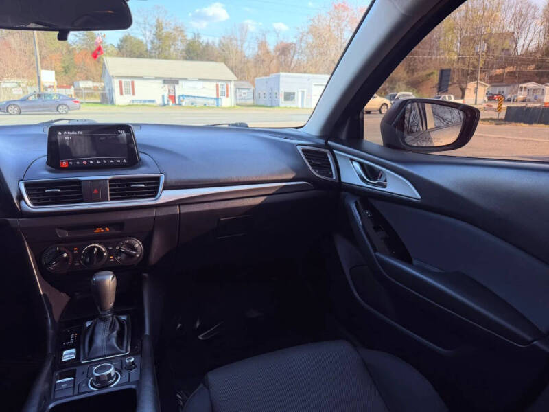 2017 Mazda MAZDA3 Sport