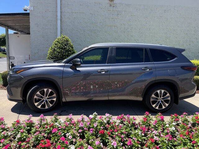 2024 Toyota Highlander XLE