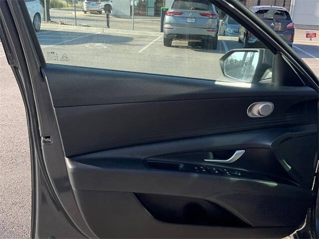 2023 Hyundai Elantra