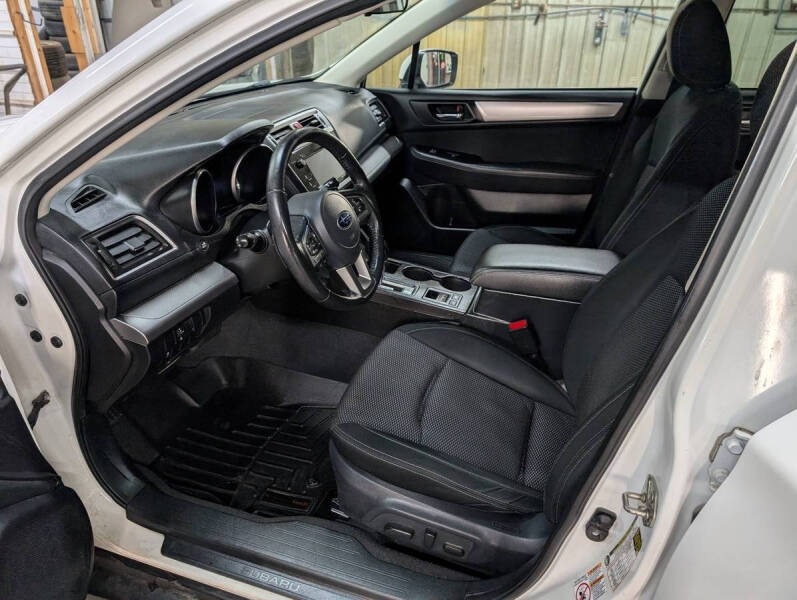 2017 Subaru Outback 2.5i Premium