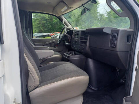 2024 GMC Savana 2500