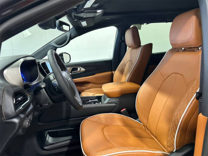 2026 Chrysler Pacifica Pinnacle