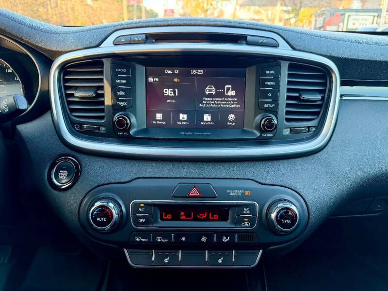 2019 Kia Sorento EX Sport