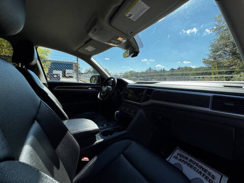 2019 Volkswagen Atlas V6 SE