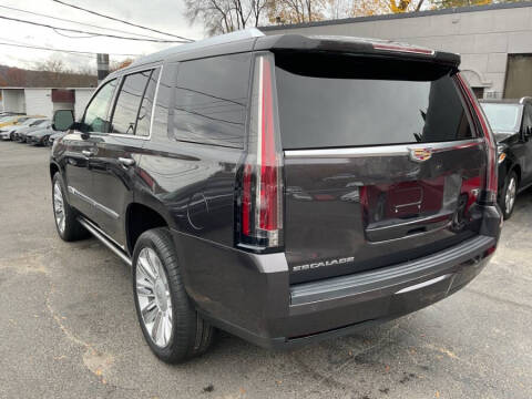 2016 Cadillac Escalade Platinum