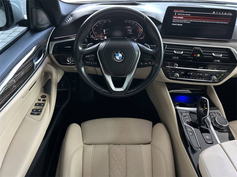 2021 BMW 5 Series 540i