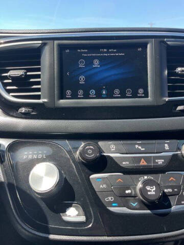 2020 Chrysler Pacifica Touring L