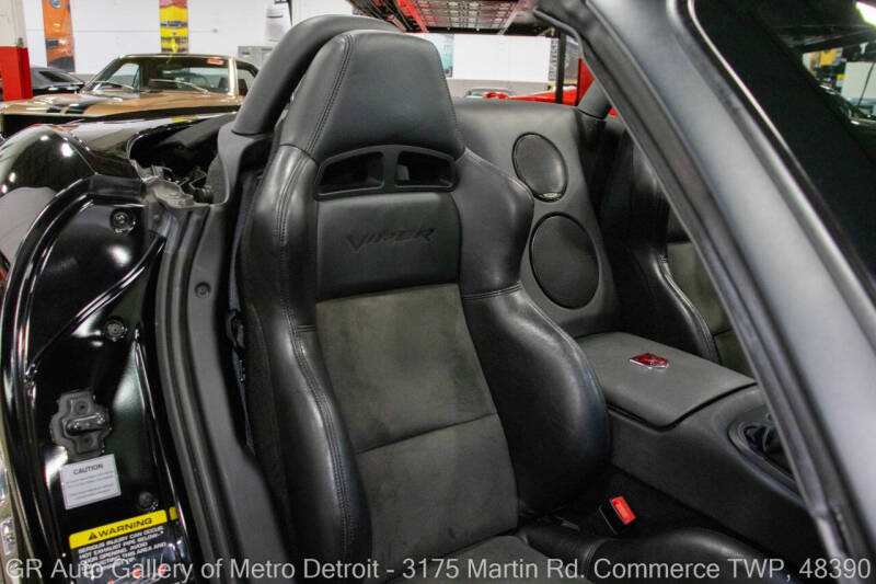 2004 Dodge Viper SRT-10