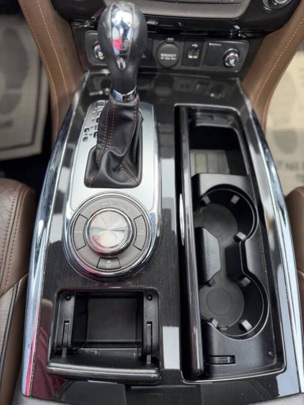 2020 Nissan Armada