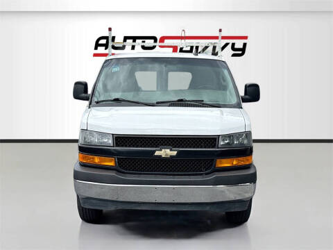 2022 Chevrolet Express 2500