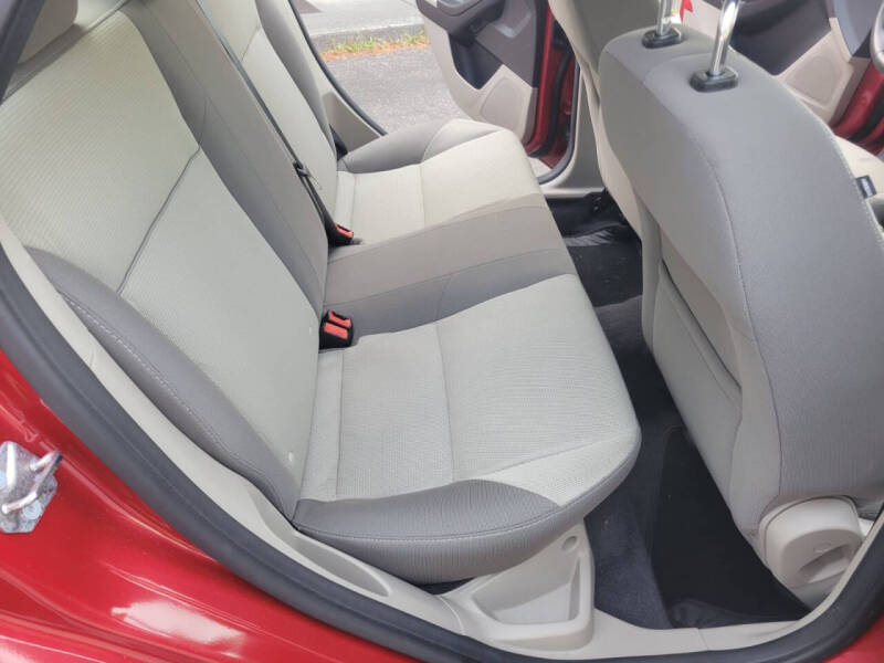 2012 Ford Focus SE