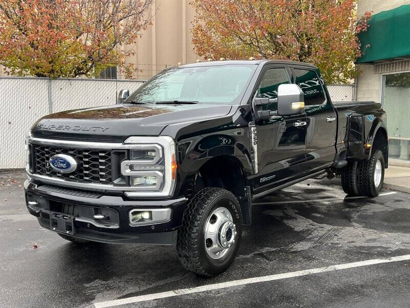 2024 Ford F-350 Super Duty Platinum