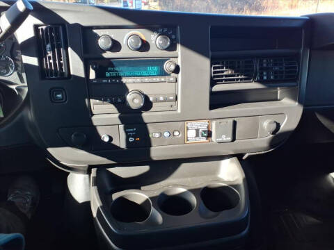 2025 Chevrolet Express 3500