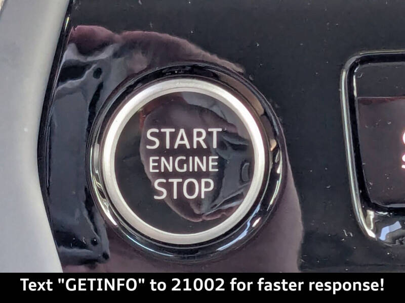 2025 Audi Q5 quattro Premium TFSI