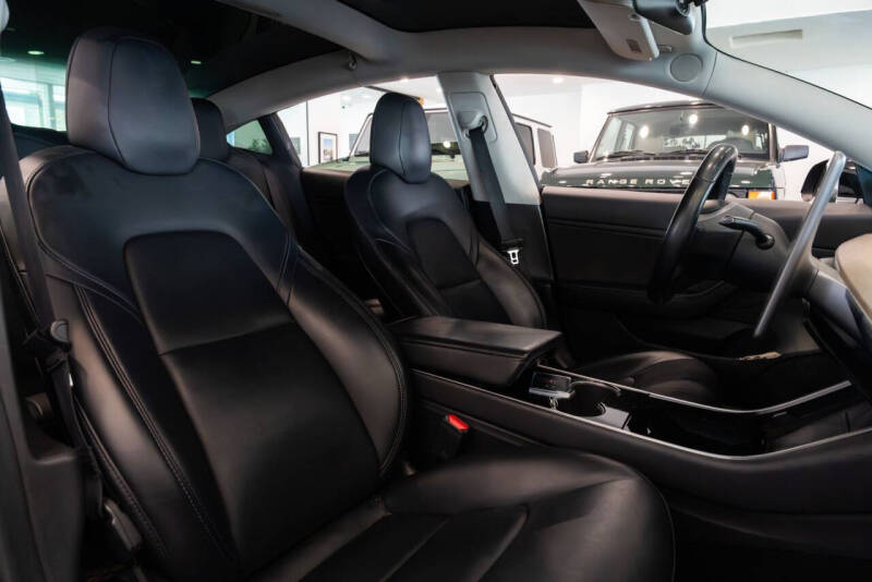2019 Tesla Model 3 Long Range