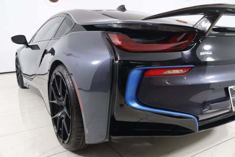 2017 BMW i8