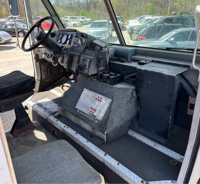 1997 Freightliner MT45 Chassis