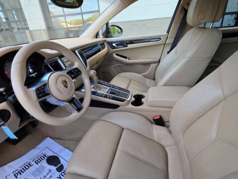 2016 Porsche Macan S