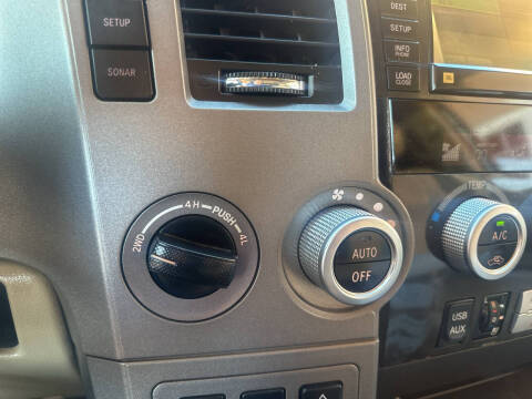 2011 Toyota Sequoia Platinum