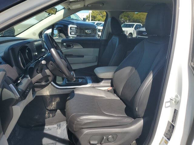 2023 Kia Carnival