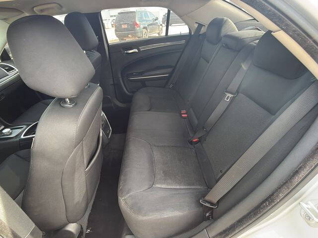 2020 Chrysler 300 Touring