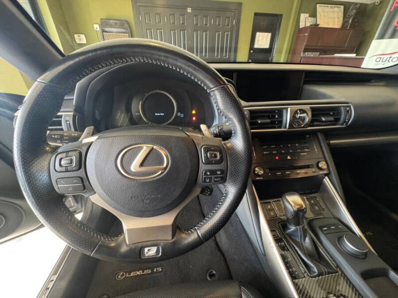 2018 Lexus IS 300