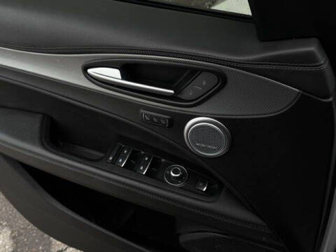 2024 Alfa Romeo Stelvio Veloce