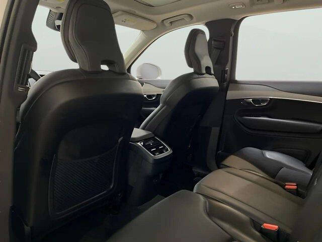 2025 Volvo XC90 B5 Core Bright Theme