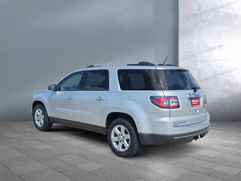 2016 GMC Acadia SLE-2
