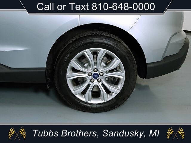 2022 Ford Edge Titanium