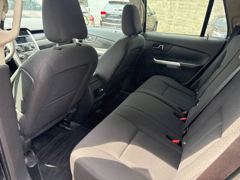 2011 Ford Edge SE