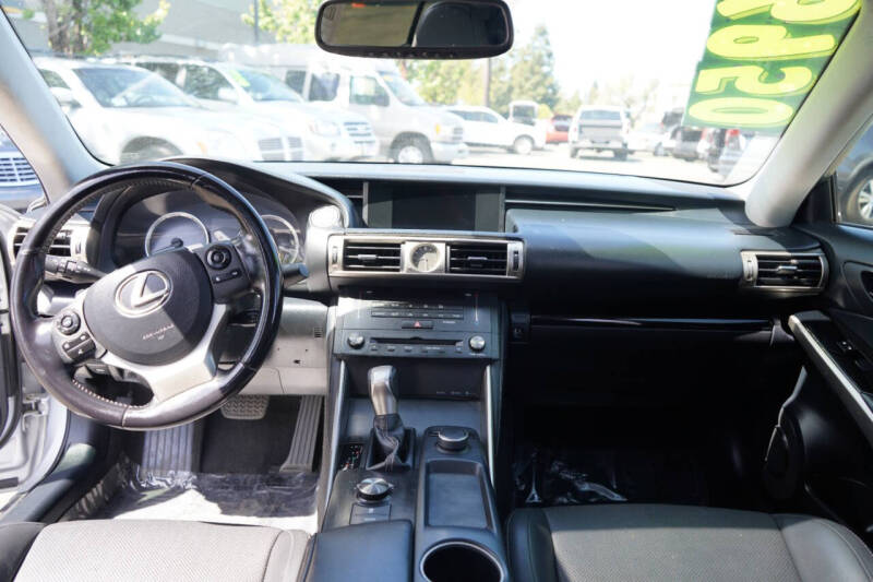 2015 Lexus IS 250