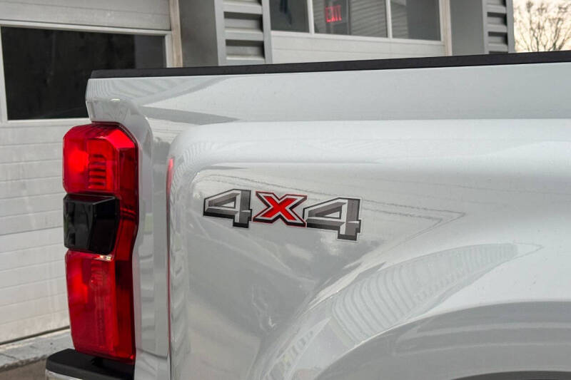 2025 Ford F-450 Super Duty Lariat