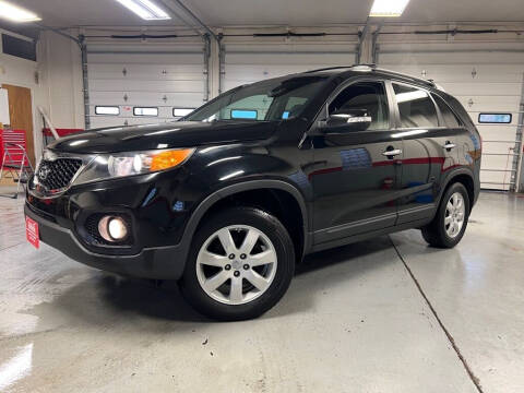 2013 Kia Sorento for sale at Mission Auto SALES LLC in Canton OH