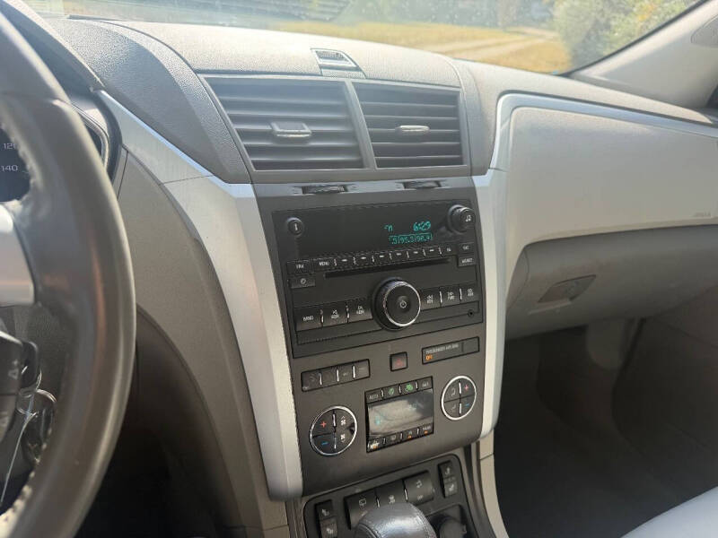 2010 Chevrolet Traverse LT