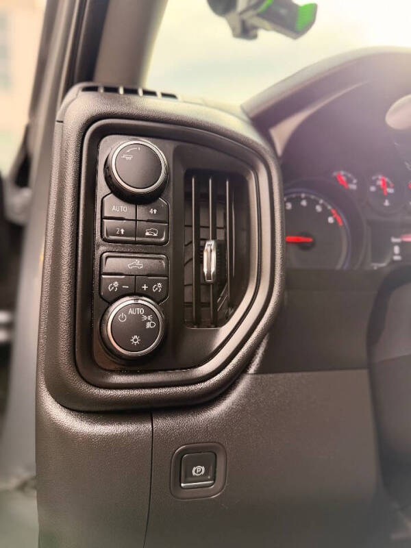 2019 Chevrolet Silverado 1500 Custom